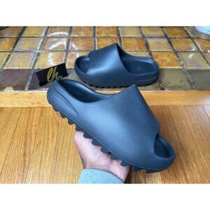 Size 8 Adidas Yeezy Slide Onyx HQ6448 New
